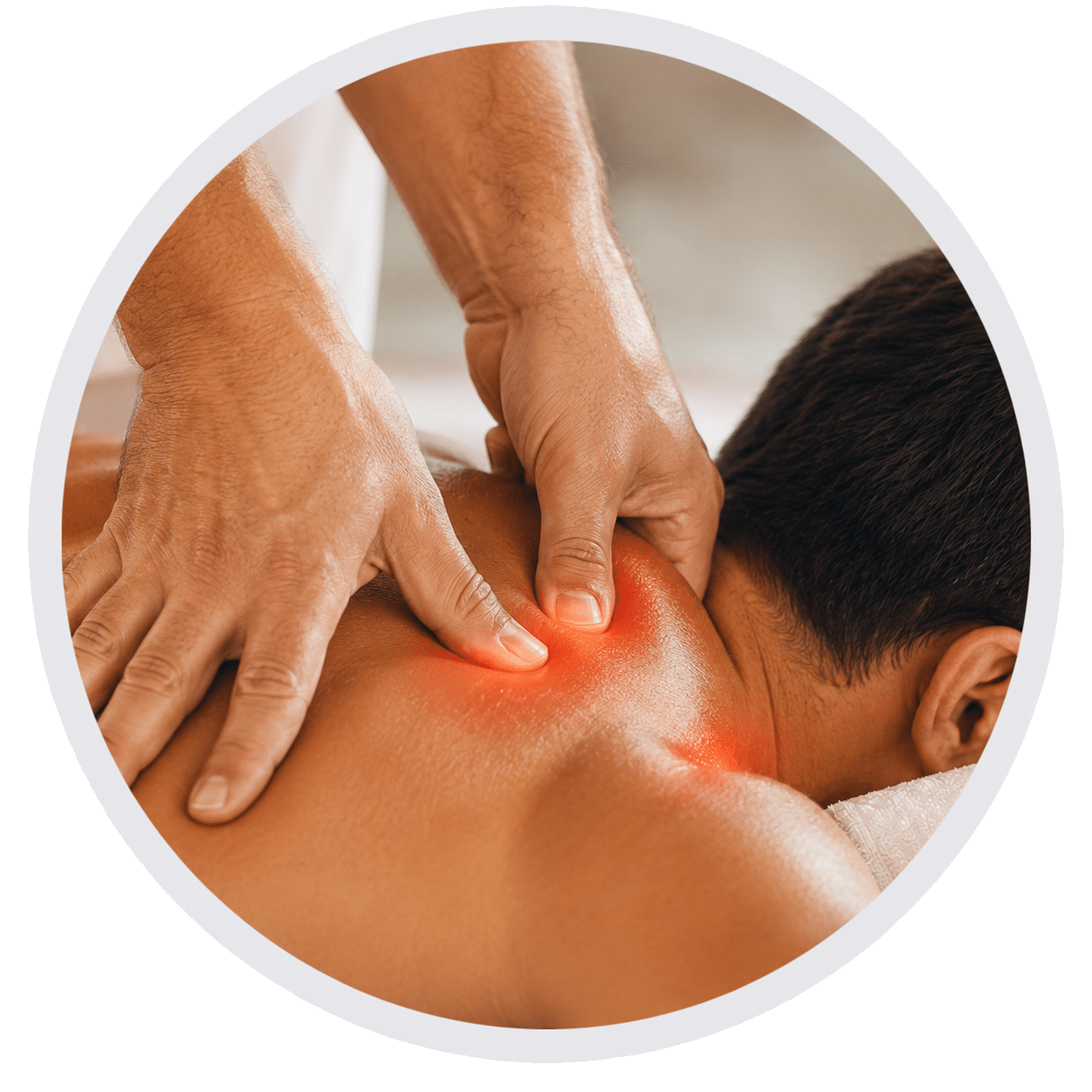 Pression manuelle sur un trigger point de l’épaule pendant un massage